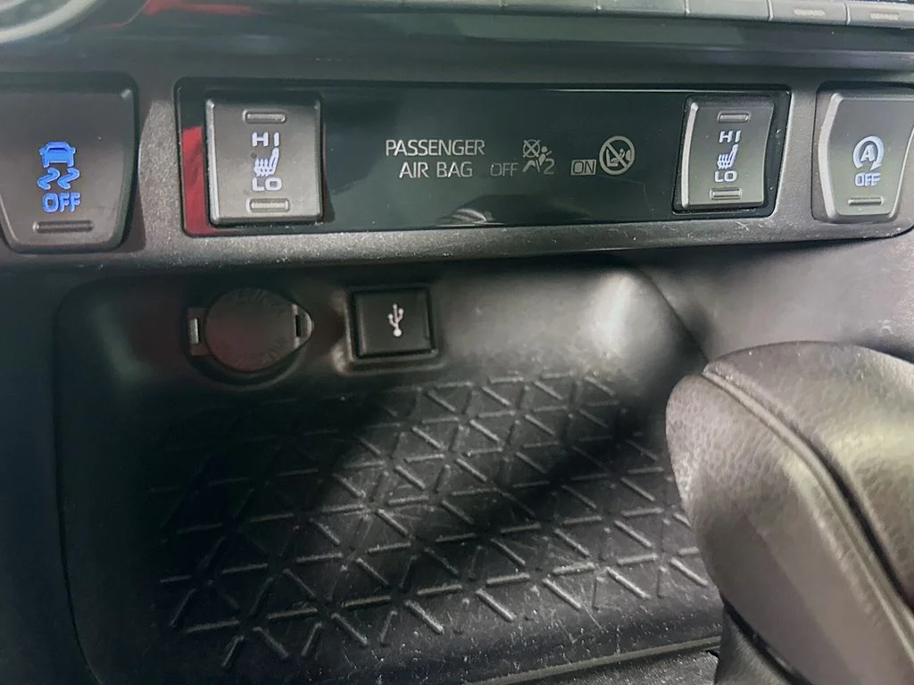 Used 2021 Magnetic Gray Metallic Toyota XLE image 21