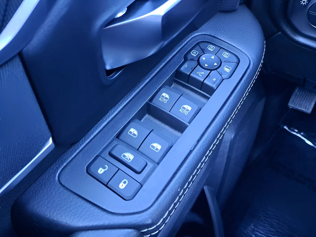 2026 RAM 2500 Big Horn - Photo 26