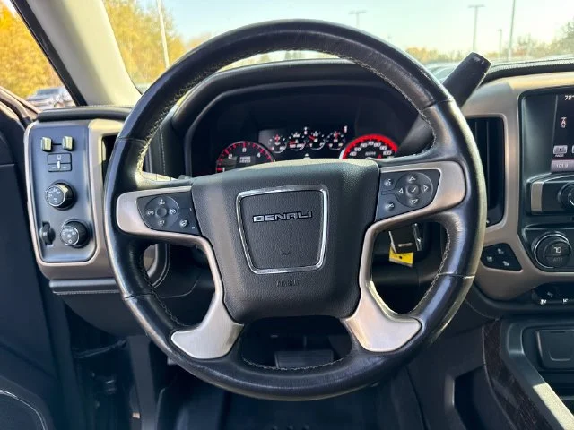 Used 2016 IRIDIUM METALLIC GMC Denali image 18