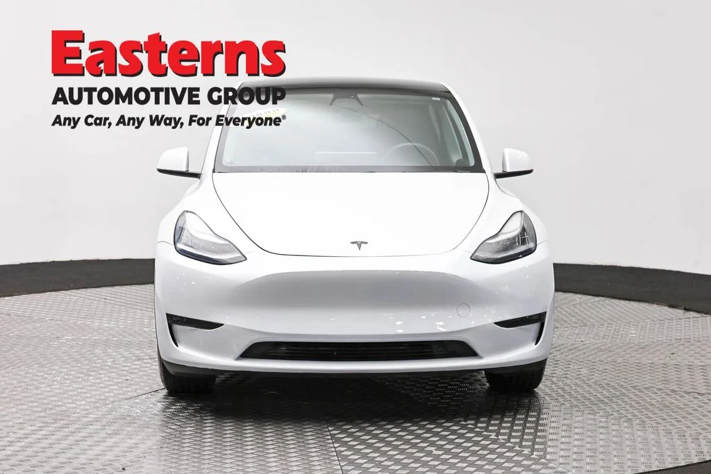 Used 2020 White Tesla Long Range image 2