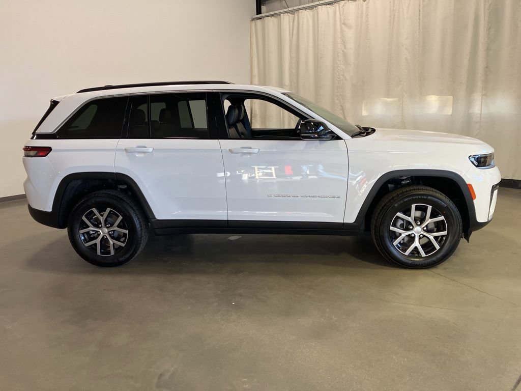 Used 2026 Bright White Clearcoat Jeep Limited image 23