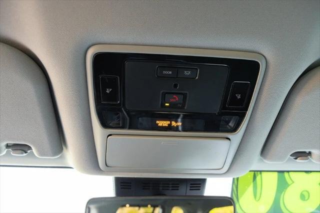 Certified Used 2026 WIND CHILL PEARL Toyota  image 23