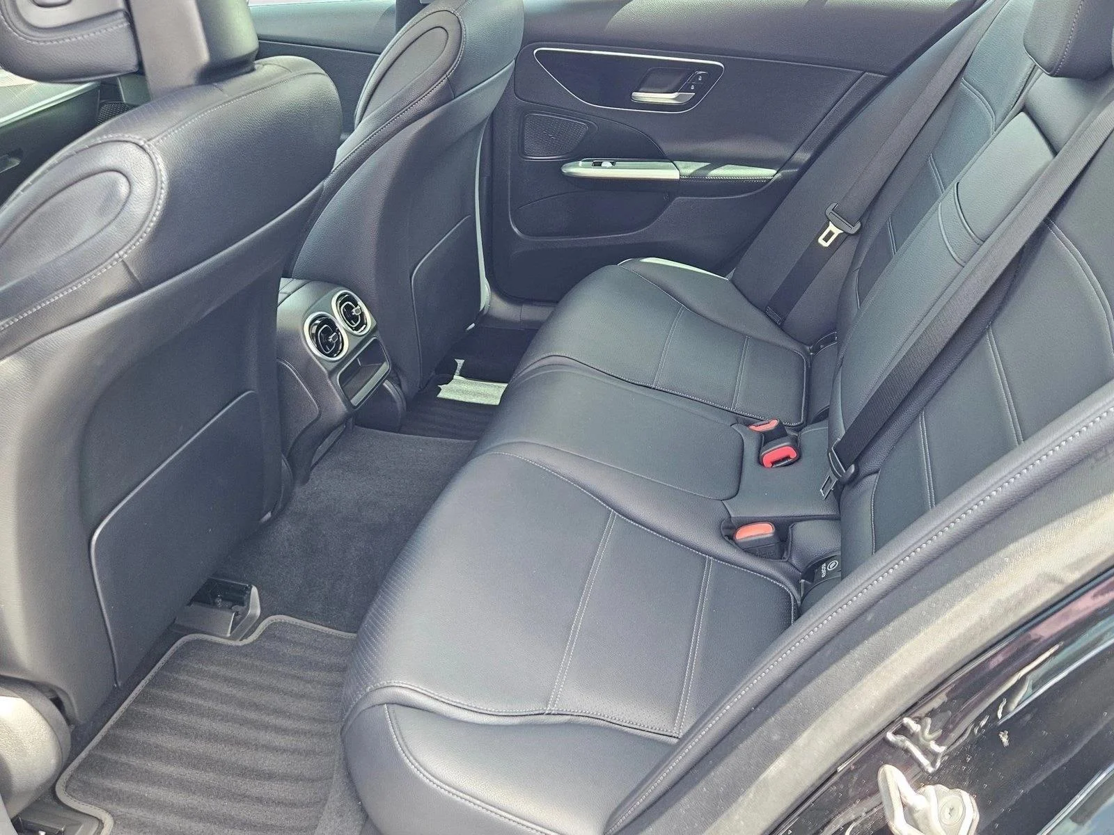 Used 2022 Black Mercedes-Benz C 300 image 19