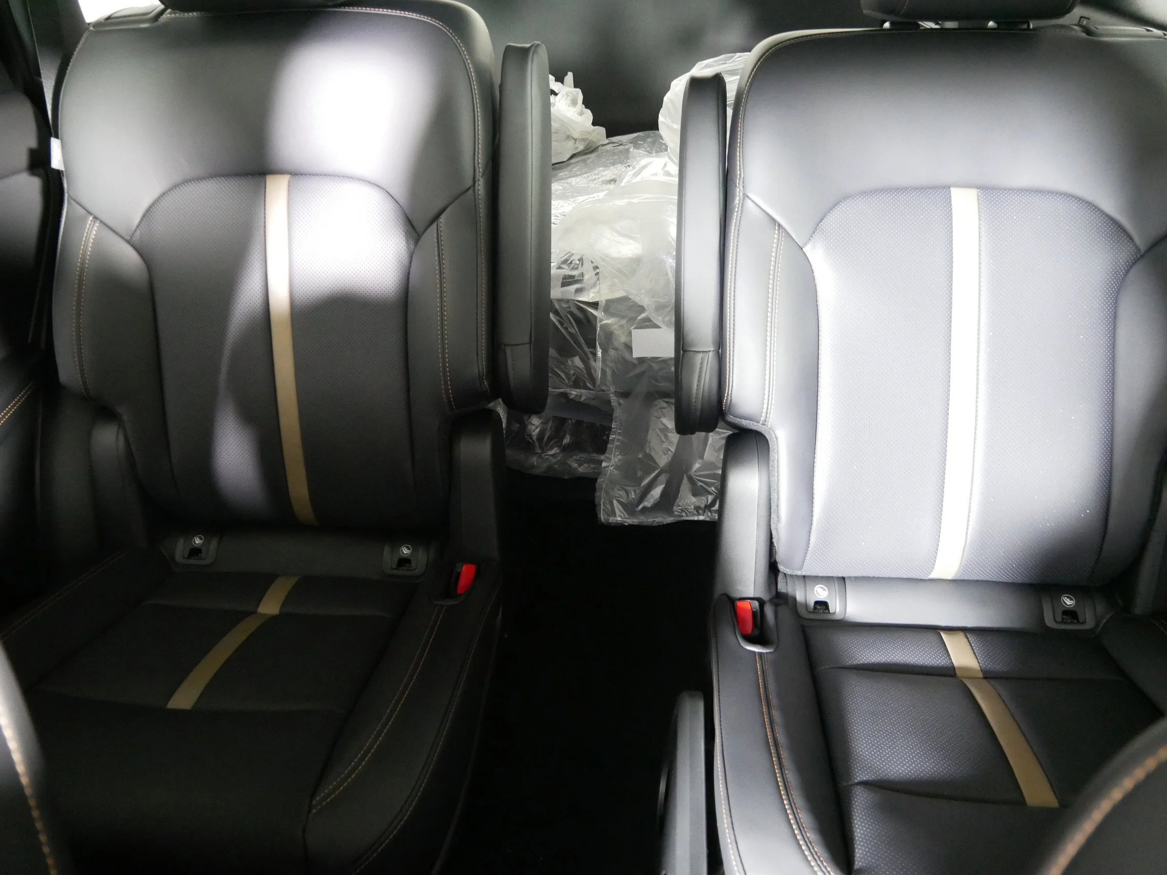 ピューター インテリア New 2026 Mazda CX-90 PHEV Premium Plus SUV in Brooklyn Center