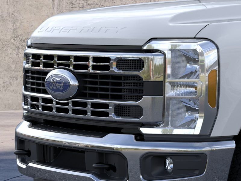 New 2026 Oxford White Ford F-350® XLT image 17