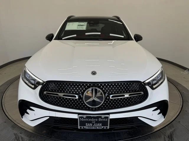 New 2027 White Mercedes-Benz GLC 300 image 13