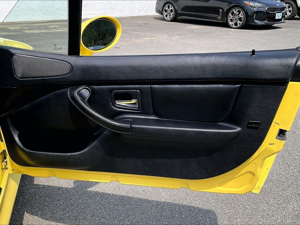 Used 1999 Yellow BMW Base image 19
