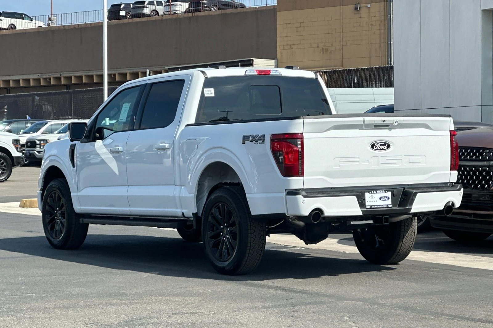 New 2026 Oxford White Ford XLT image 5