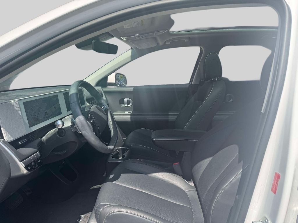 Used 2023 White Hyundai Limited image 17