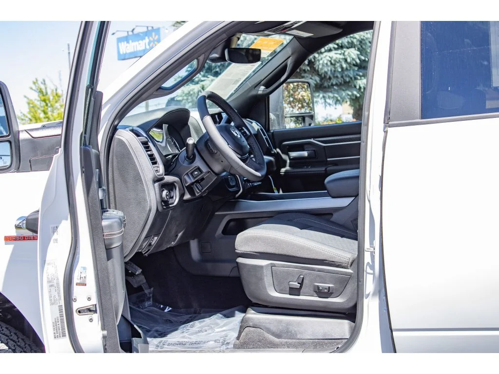 2025 RAM Ram 2500 Pickup Big Horn - Photo 29