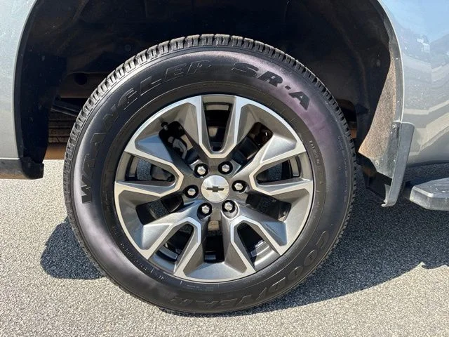 Used 2024 Gray Chevrolet RST image 10