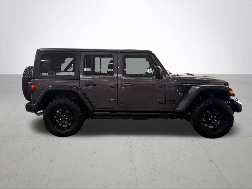 Used 2025 Crystal Metallic Jeep Willys image 9