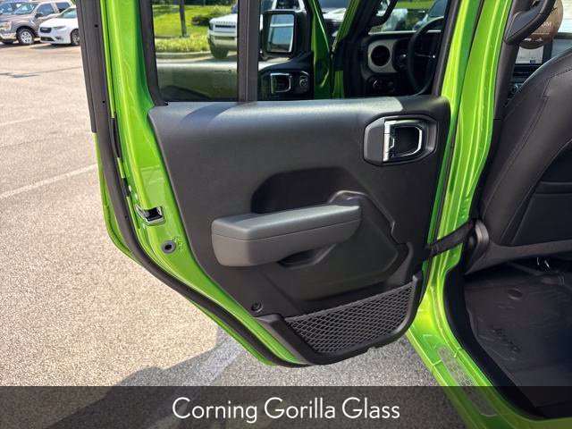 New 2025 Mojito Clear-Coat Exterior Paint Jeep Sport S image 17