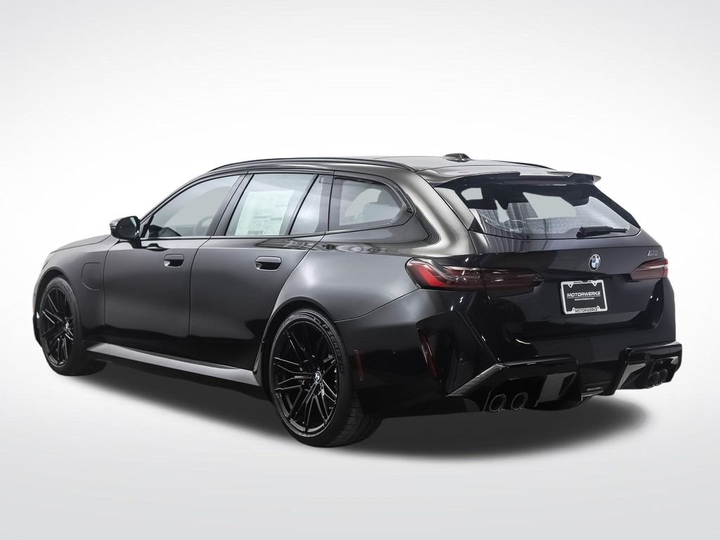 New 2026 Black Sapphire Metallic BMW Base image 4