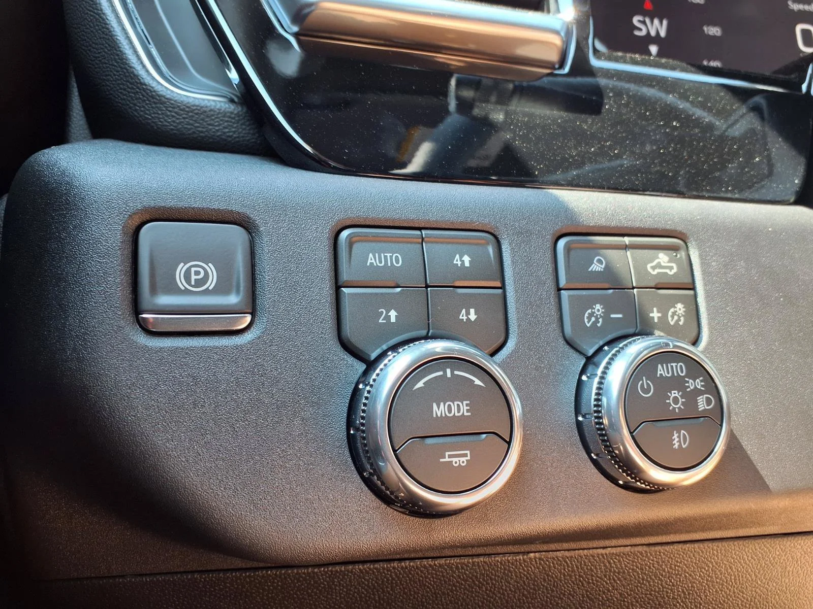 New 2026 Sterling Metallic GMC SLT image 9
