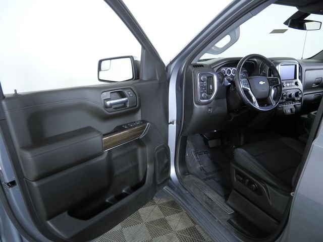 Used 2021 Gray Chevrolet LT image 17
