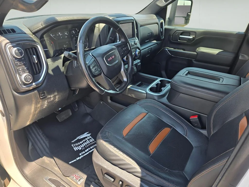 Used 2021 Summit White GMC AT4 image 21