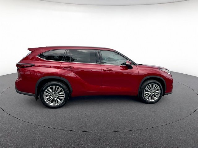 New 2026 Ruby Flare Pearl Toyota Platinum image 7