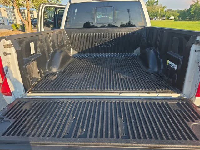 Used 2022 White Ford XLT image 13