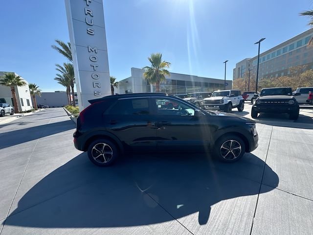 New 2026 Aurora Black Pearl Kia LX image 8