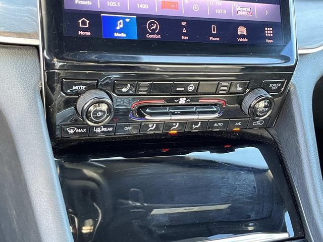 Used 2025 Gray Jeep Limited image 31