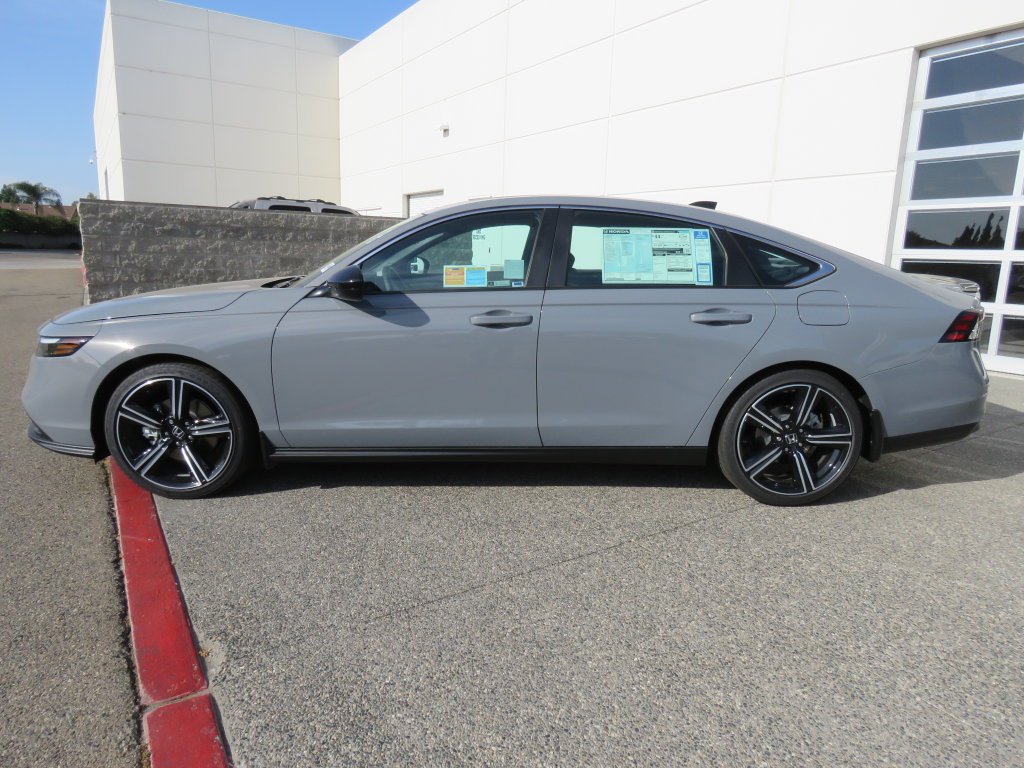 New 2026 Urban Gray Pearl Honda Sport image 8
