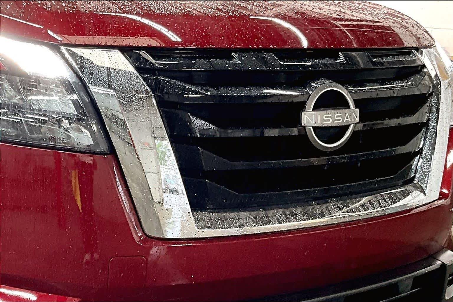 Used 2025 Scarlet Ember Tintcoat Nissan Platinum image 30