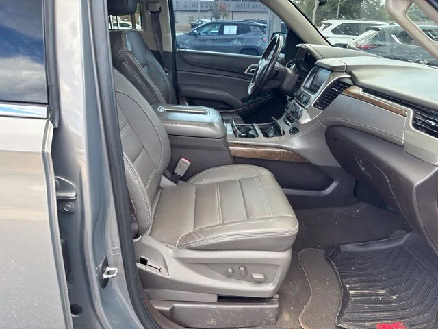 Used 2019 Gray GMC Denali image 16