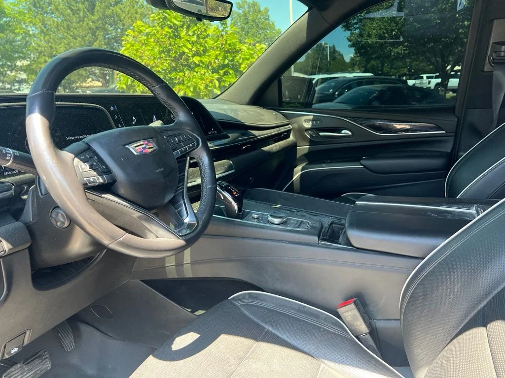 Used 2021 Black Cadillac Sport image 10