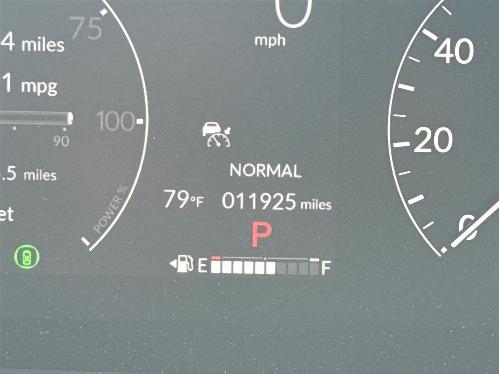 Used 2025 Solar Silver Metallic Honda Sport Touring image 32