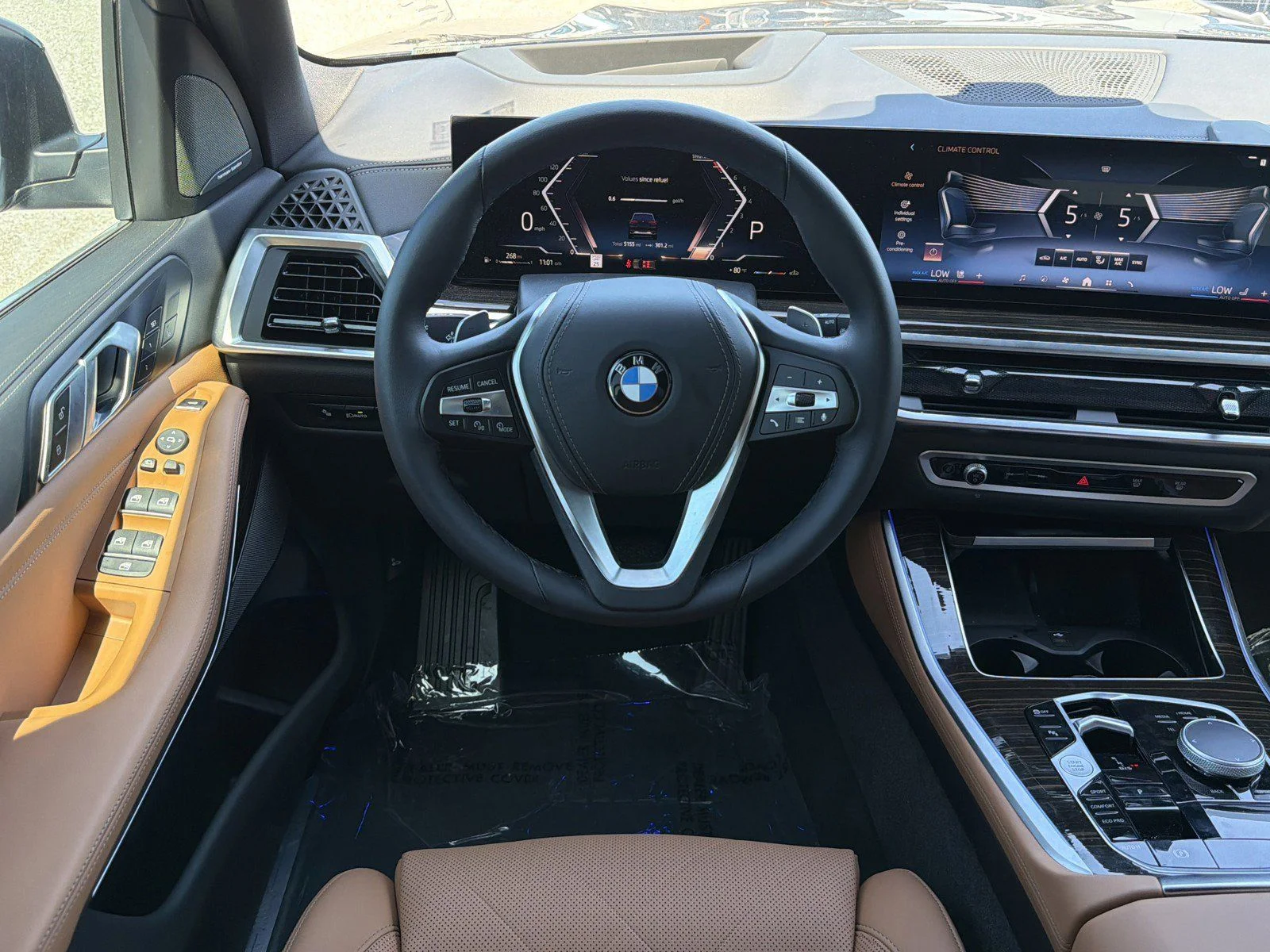 New 2026 Black Sapphire Metallic BMW sDrive40i image 15