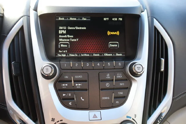 Used 2016 Summit White GMC Denali image 37