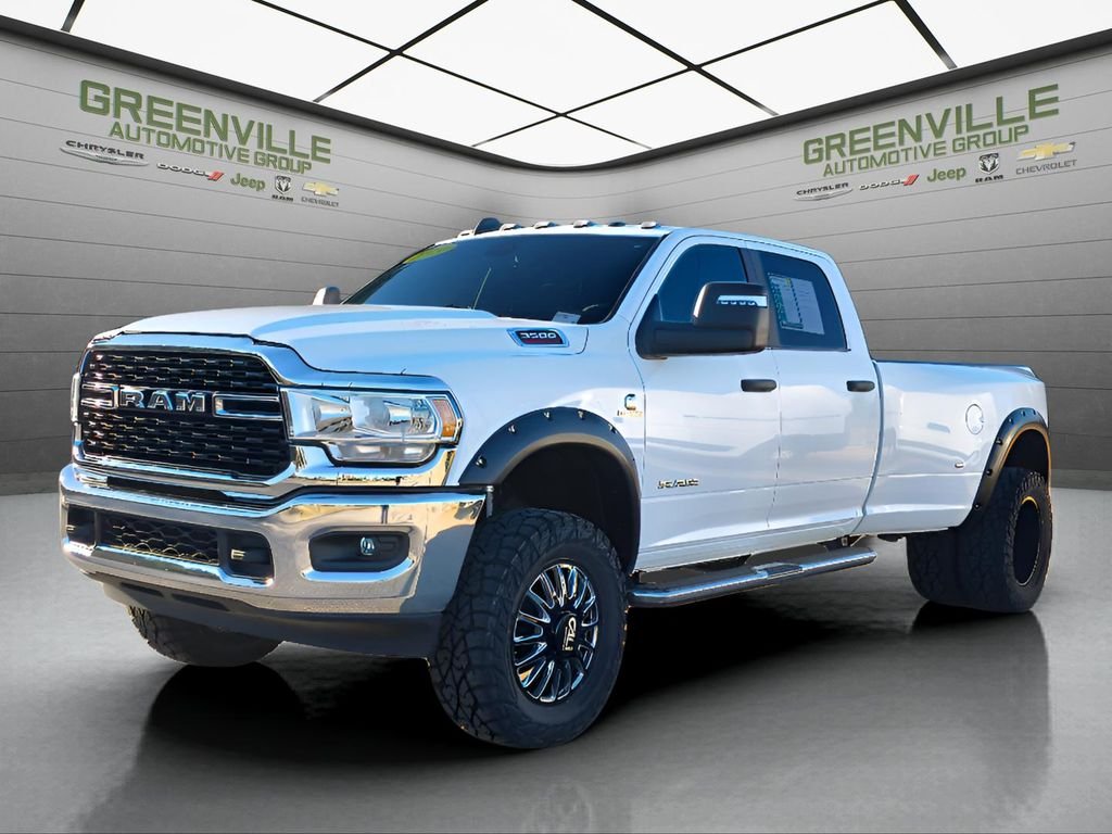 2024 RAM 3500 Big Horn 4X4 Crew Cab LWB's photo