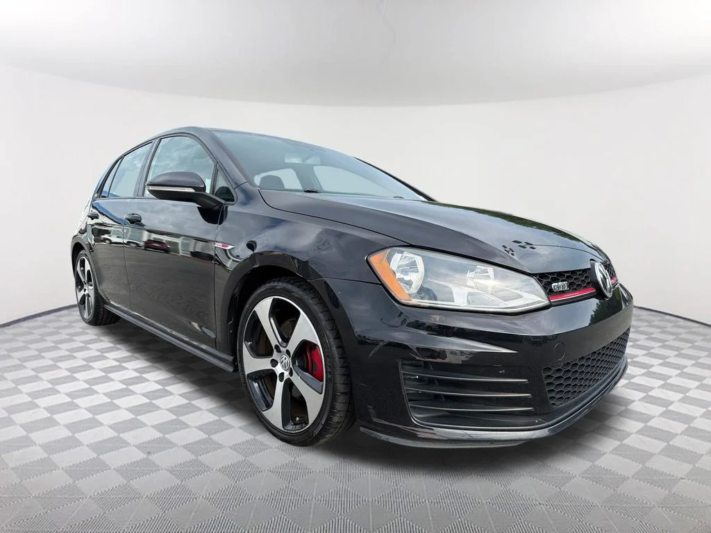 Used 2017 Black Volkswagen S image 3