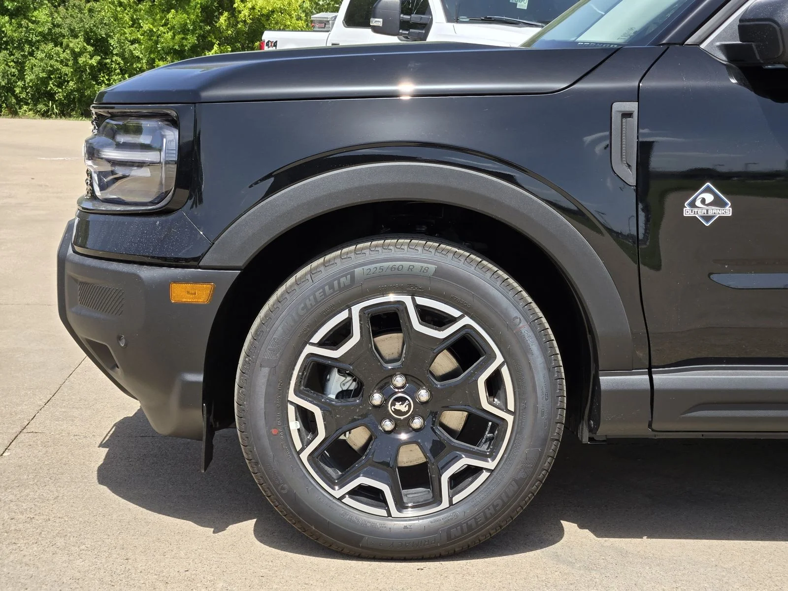 New 2026 Shadow Black Ford Outer Banks® image 6