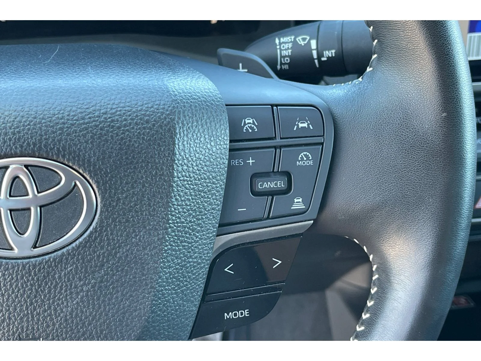 Used 2025 Heavy Metal Toyota SE image 37
