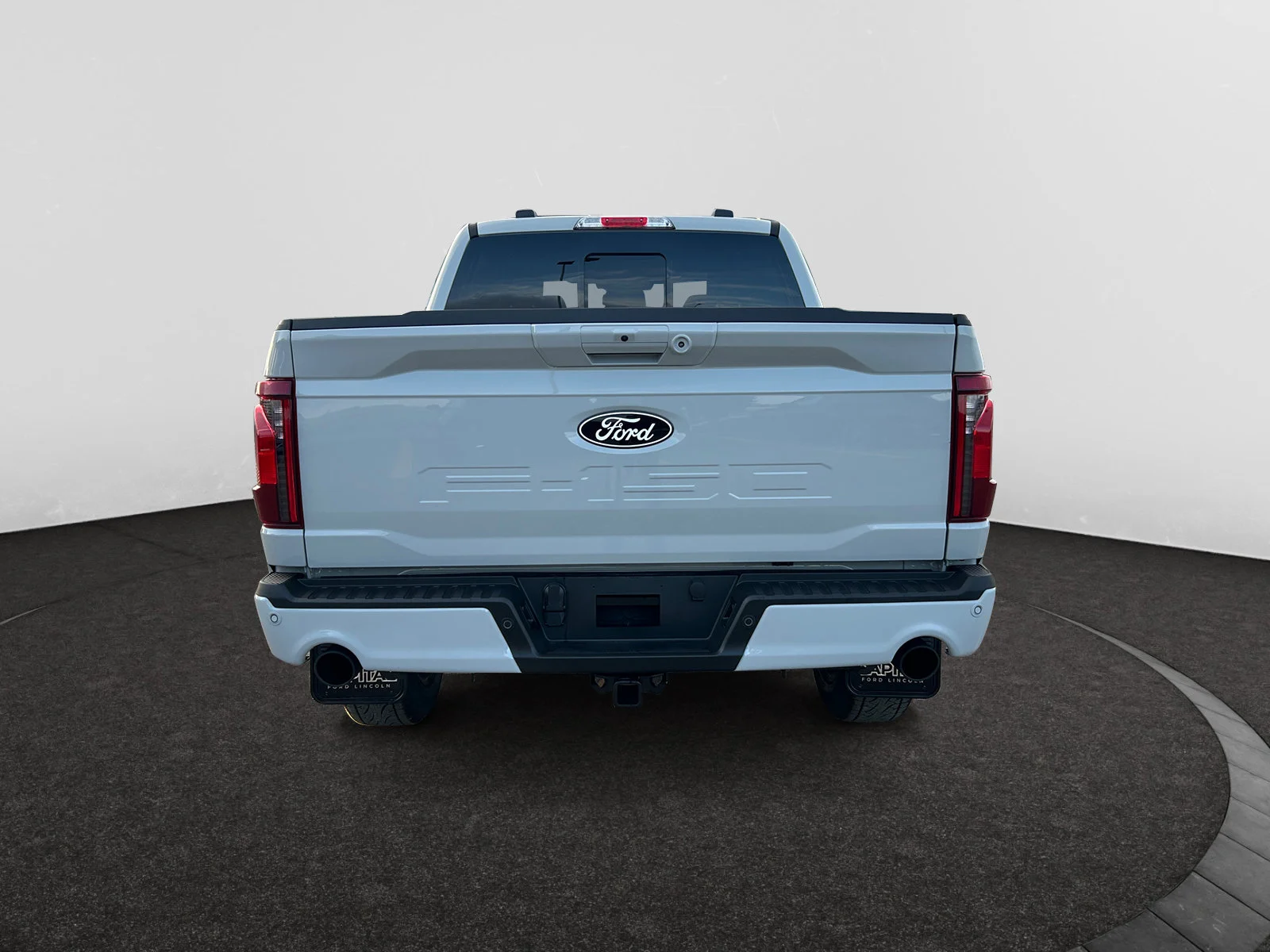 New 2026 Avalanche Ford XLT image 4