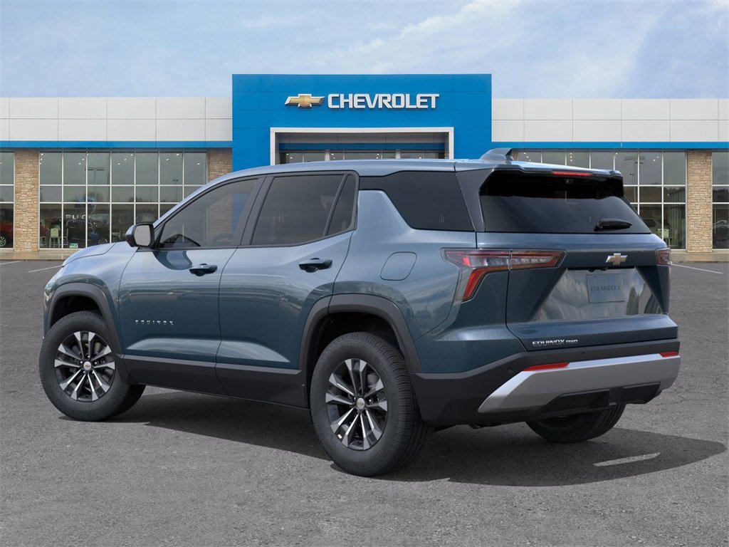 2026 Chevrolet Equinox LT photo 2