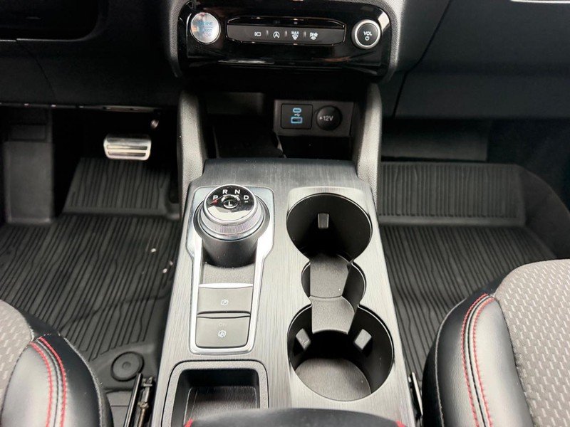 Used 2023 Agate Black Metallic Ford ST-Line Select image 16