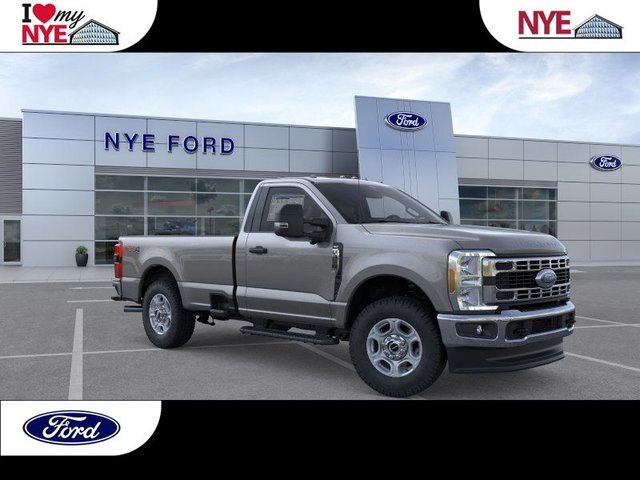 2026 Ford Super Duty F-350® XLT