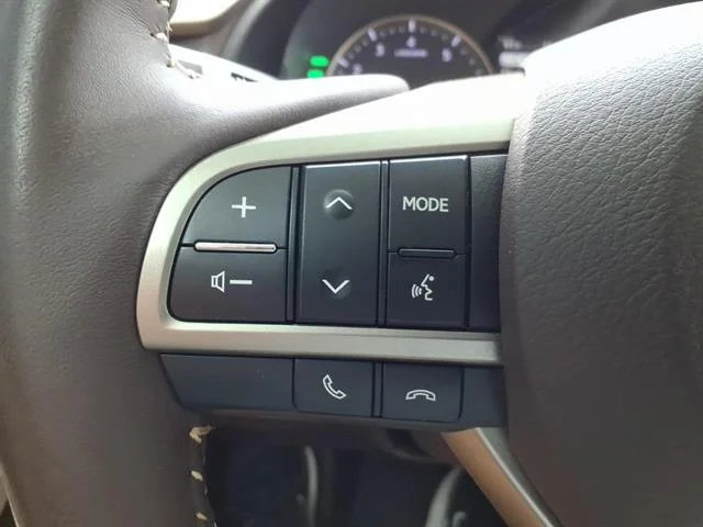 Used 2019 Satin Cashmere Metallic Lexus Base image 24