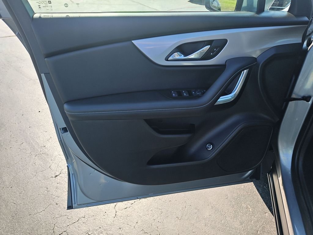 Used 2024 Gray Chevrolet LT image 12