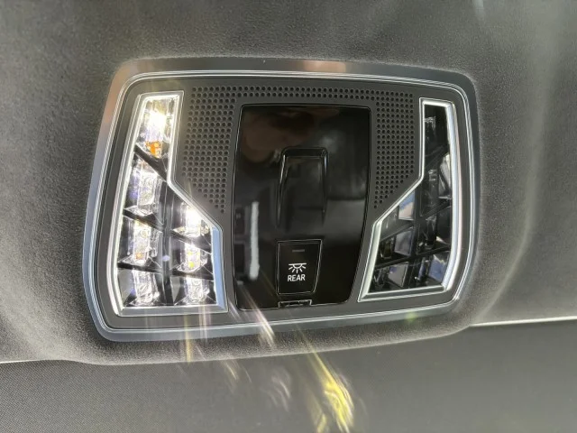 Used 2022 Mythos Black Metallic Audi BLACK OPTIC PLUS & EXECUTIVE PACKAGE !! BANG & OLUFSEN ADVANCED !!! OVER $ 146K MSRP !!! image 47
