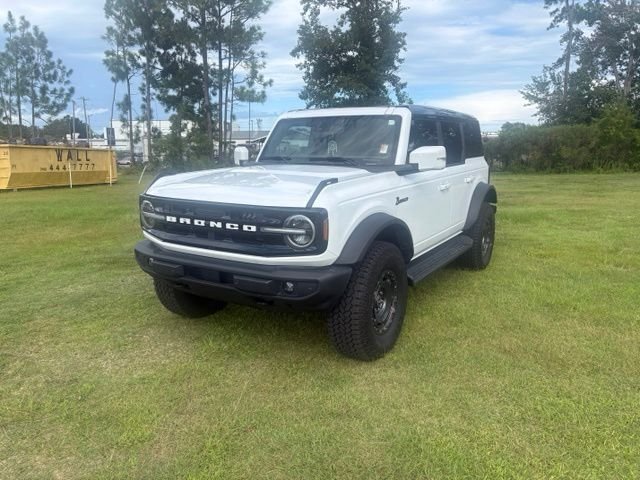 Used 2025 White Ford Outer Banks image 1