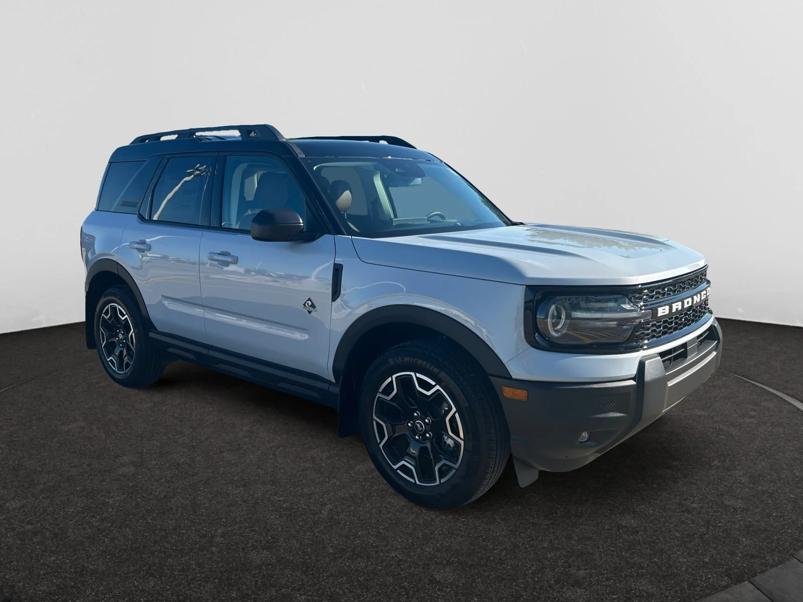 New 2026 Space White Metallic Ford Outer Banks image 7