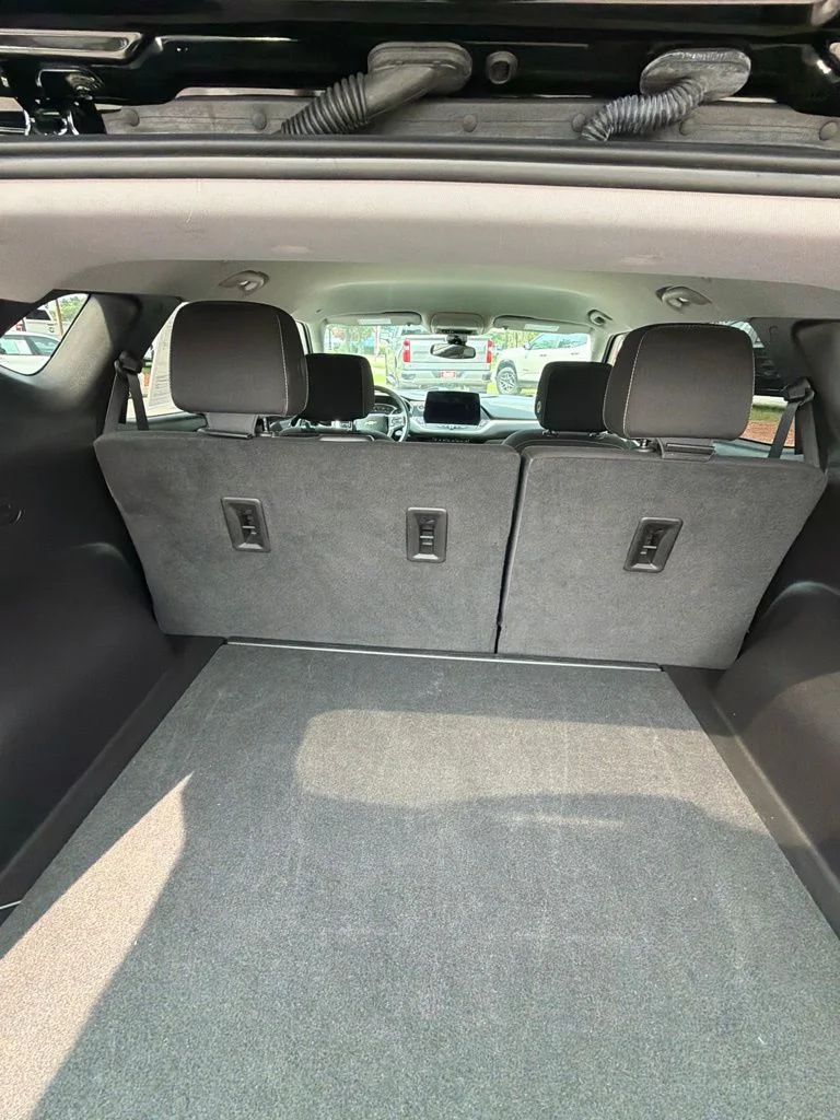 Used 2023 Black Chevrolet LT image 12