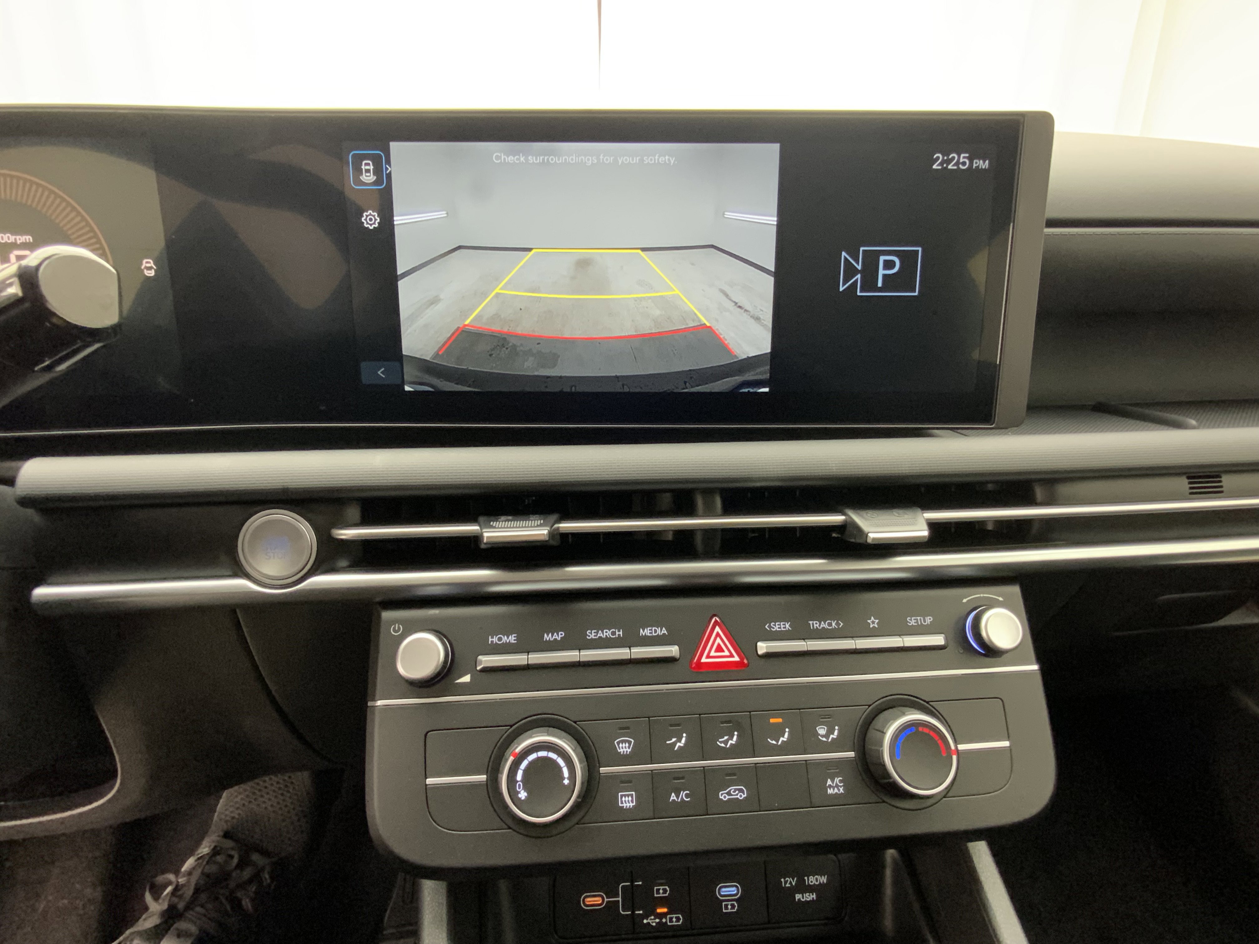 New 2026 Phantom Black Hyundai SE image 10