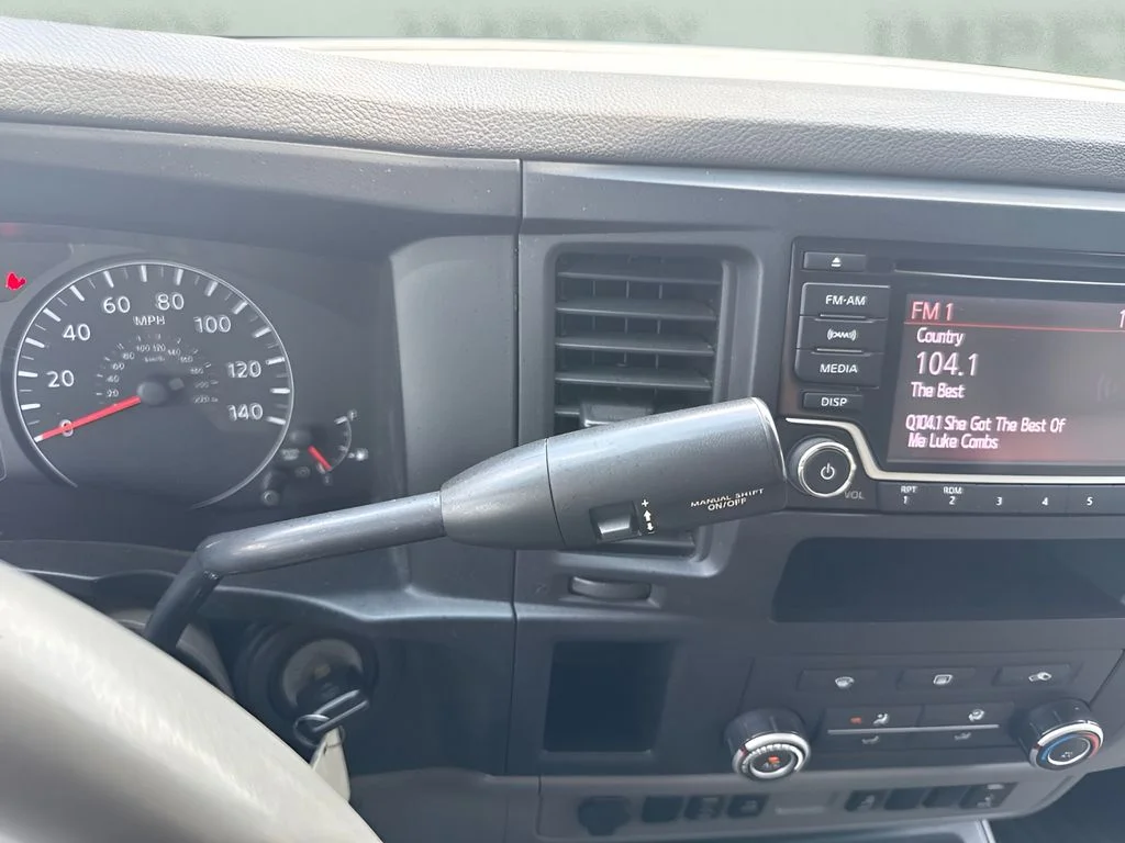 Used 2018 White Nissan SL image 15