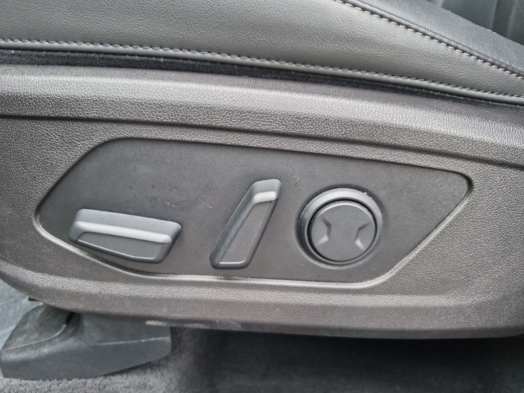 2021 Kia Sorento S - Photo 16