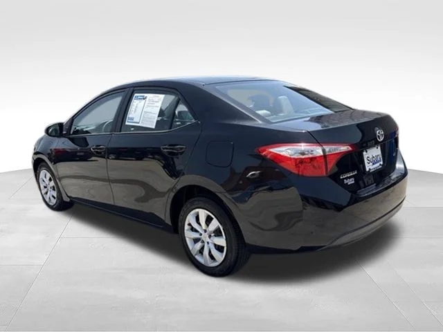 Used 2015 Black Toyota LE image 5